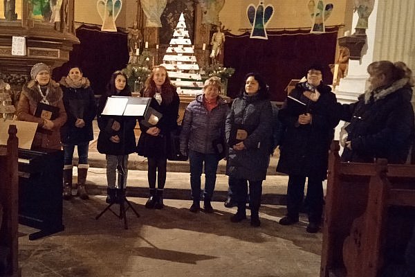 Koncert ZŠ a MŠ Libouchec - kostel sv. Tří králů 22. 12. 2023